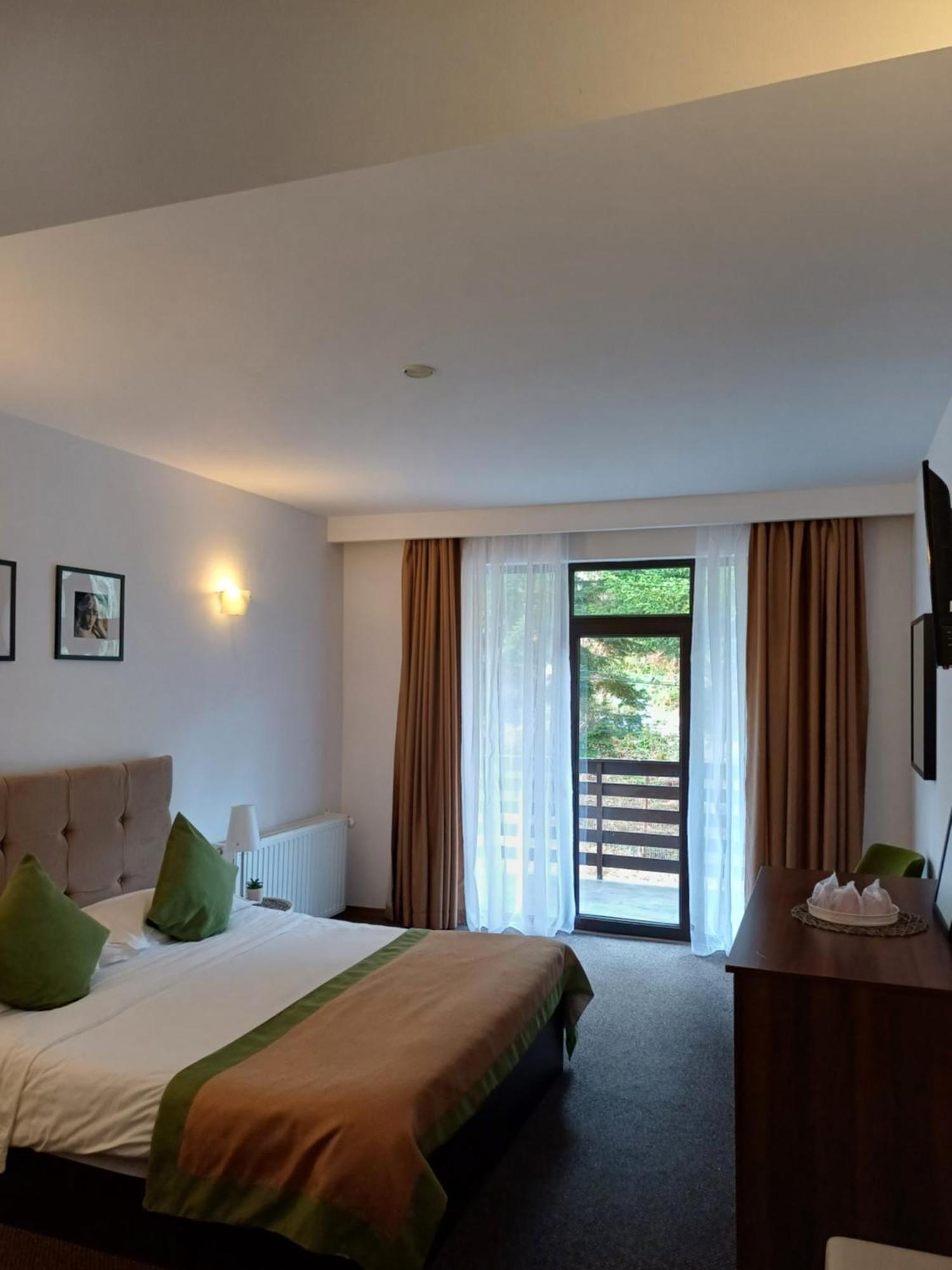 Apartamente Private A&L View Sinaia Eksteriør bilde