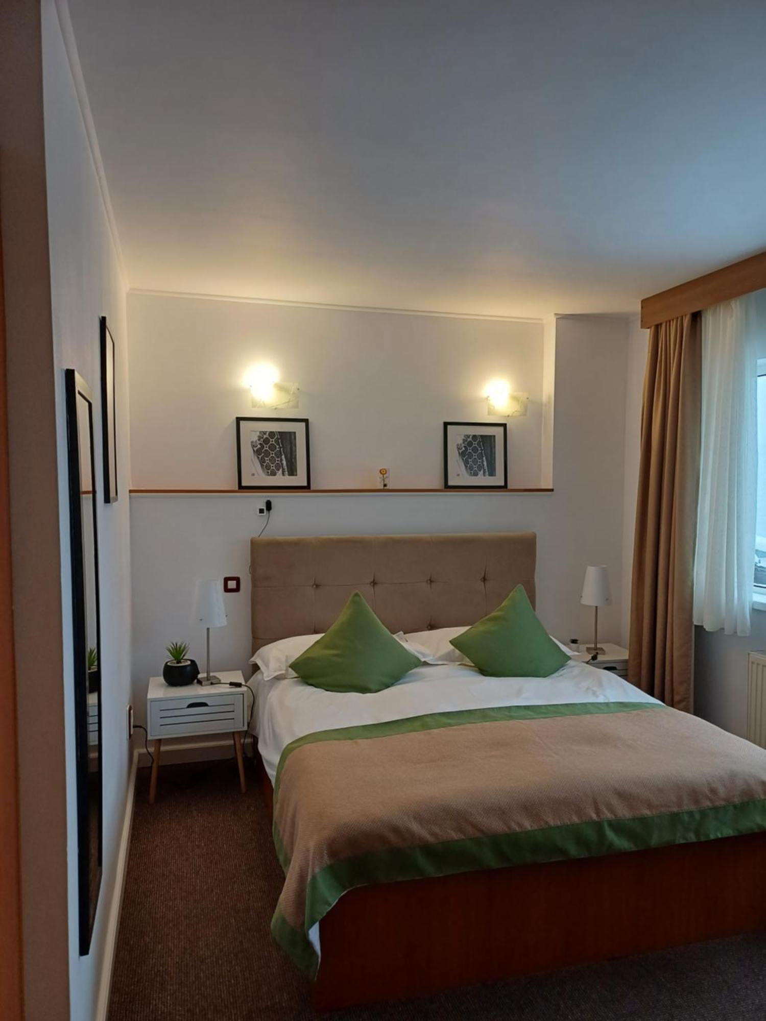 Apartamente Private A&L View Sinaia Eksteriør bilde